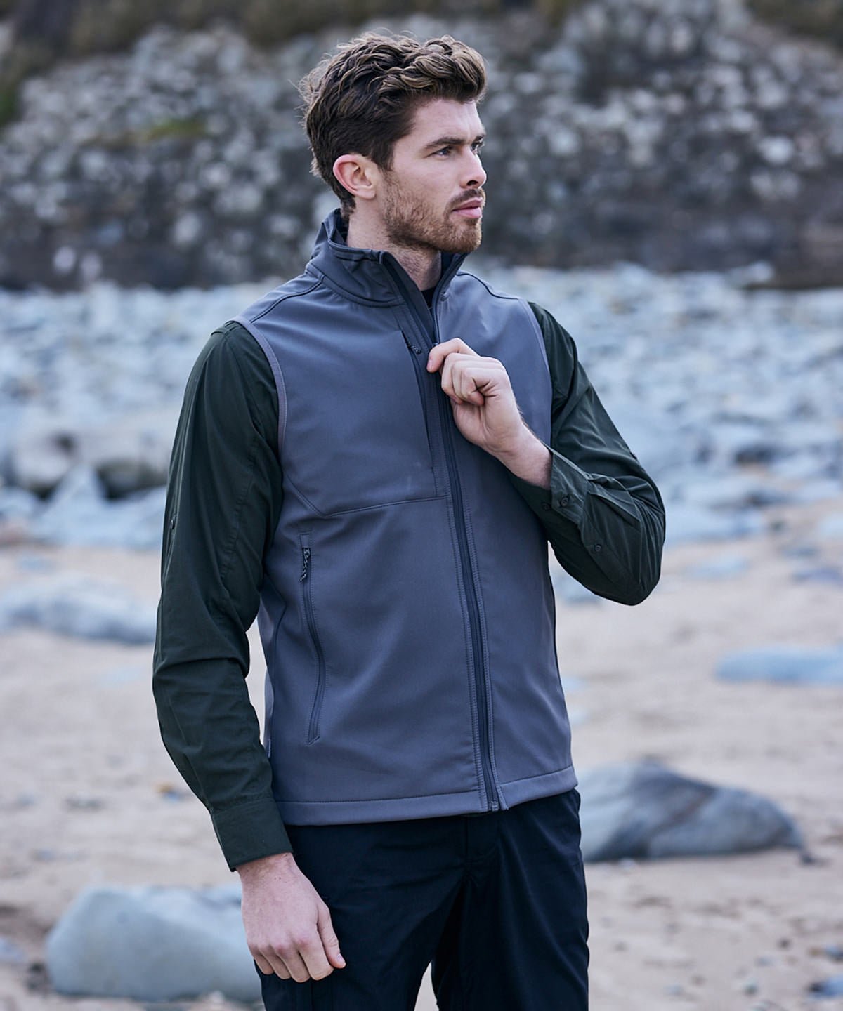 Vesti - Expert Basecamp Softshell Vest