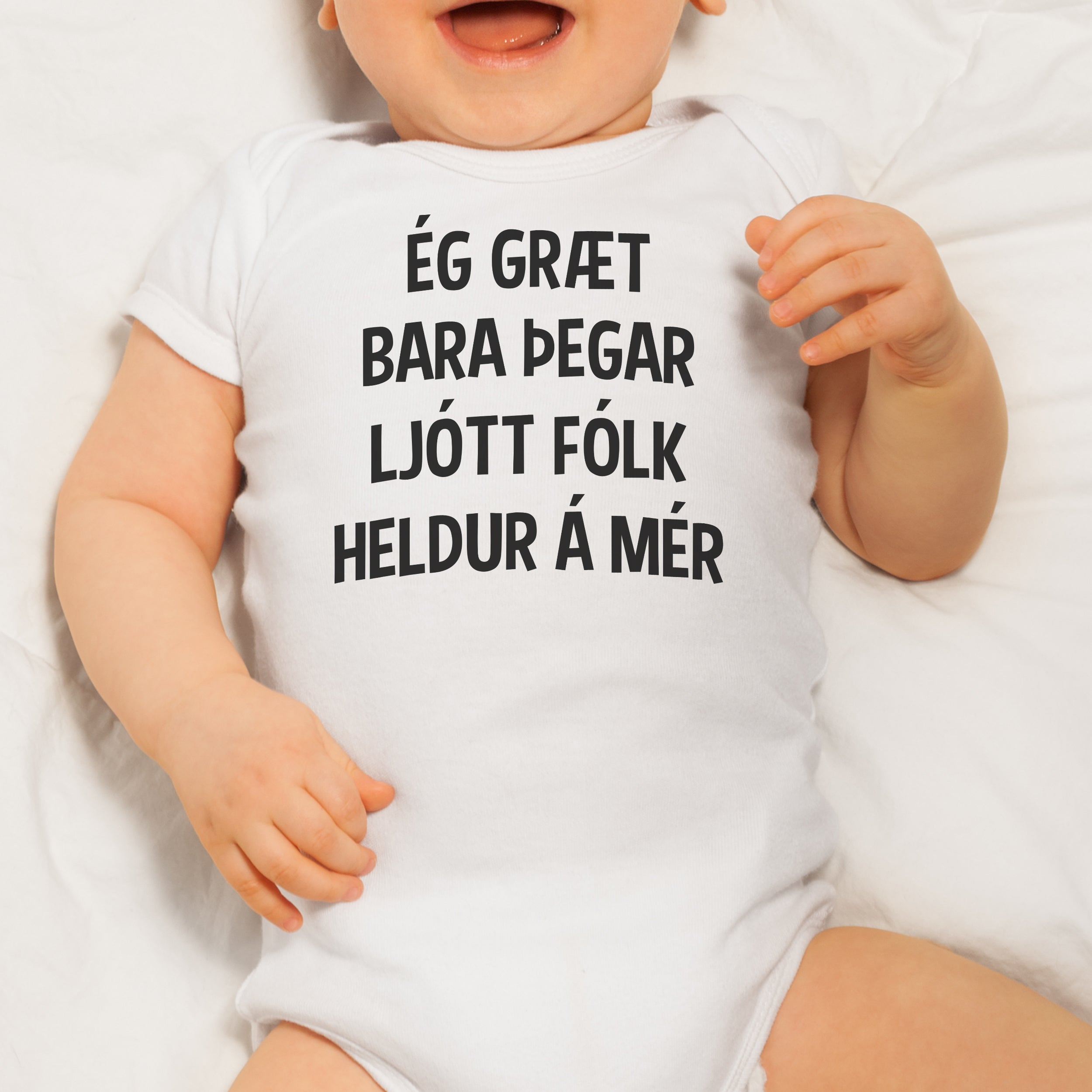 BARNASAMFELLA - Ég græt