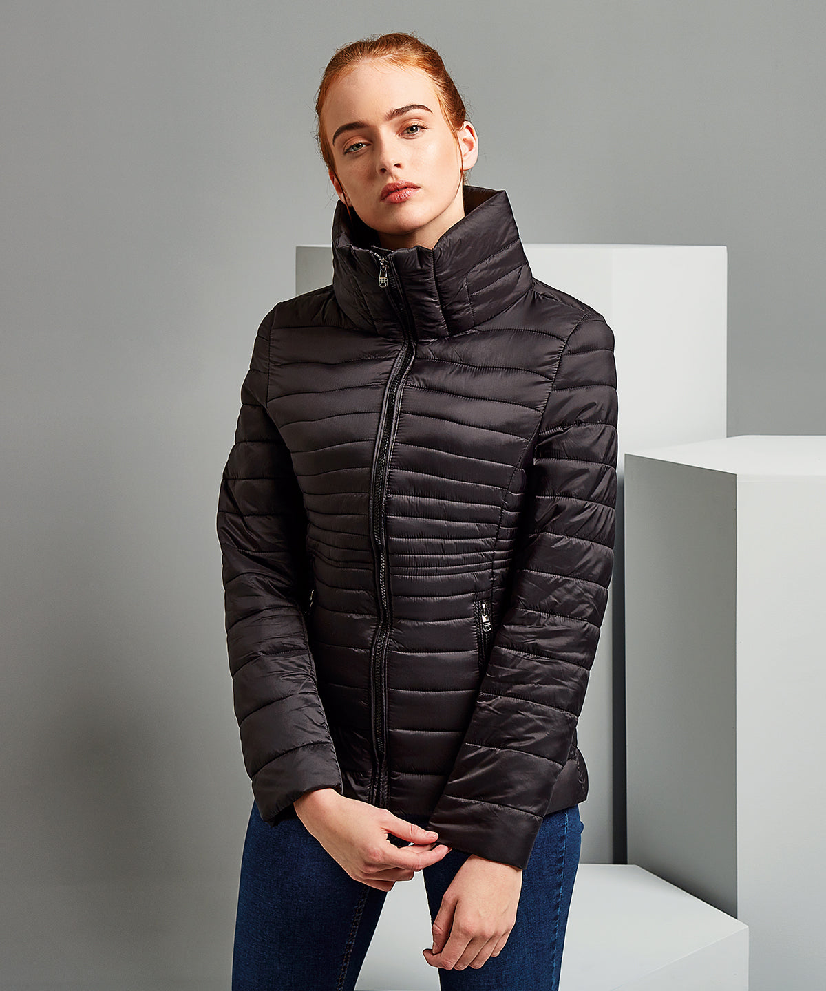 Jakkar - Women's Contour Quilted Jacket