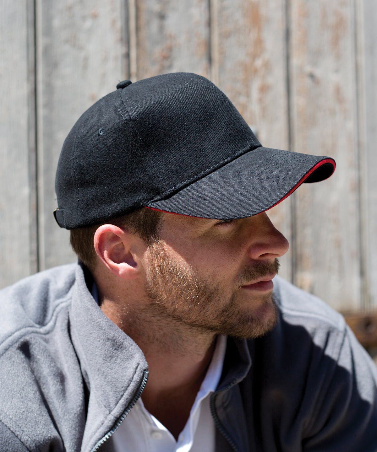 Húfur - Pro-style Heavy Cotton Cap With Sandwich Peak